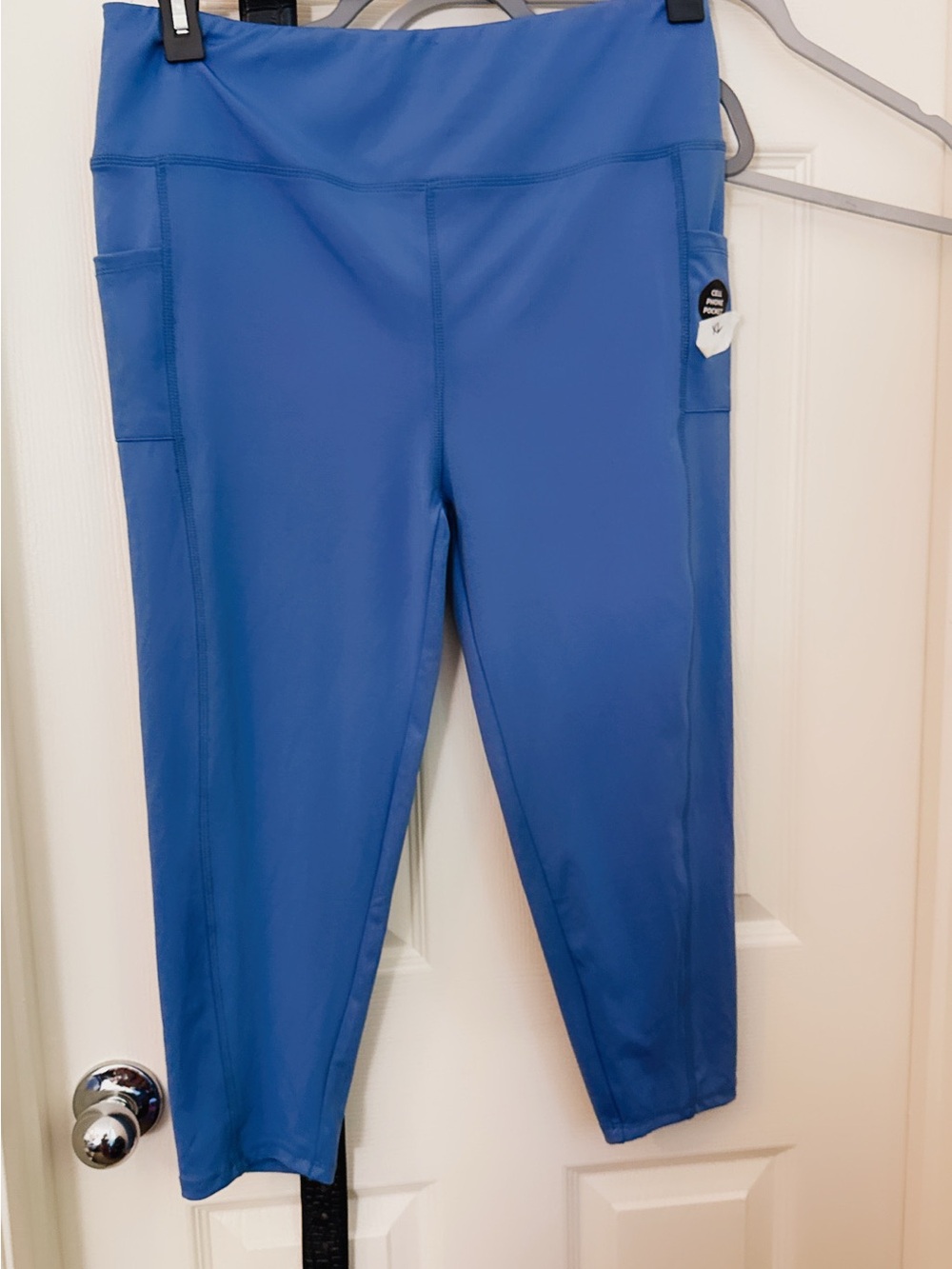Blue High-Waist Capri Leggings with Side Pockets